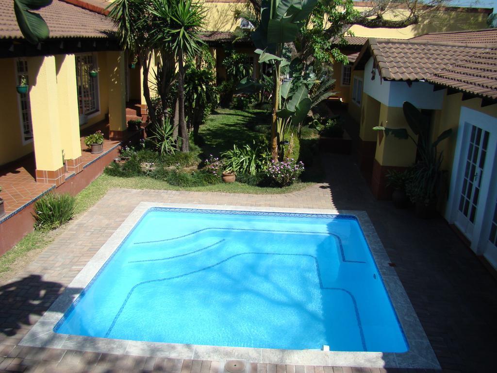 Auberge Guest Lodge Mbombela ภายนอก รูปภาพ